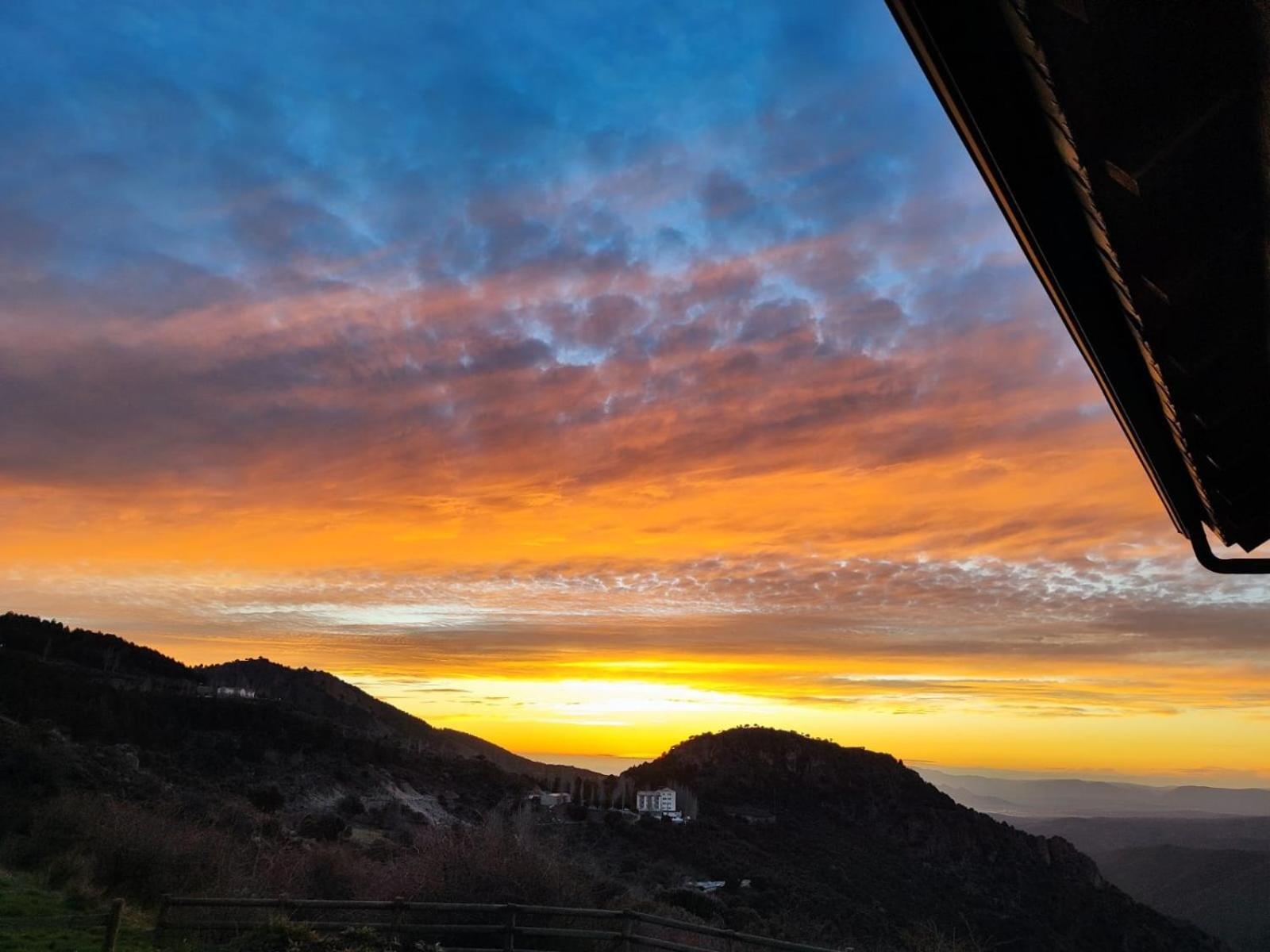 Maison d'hôtes Refugio Del Aguila "Casa Diaman" à Guejar Sierra Extérieur photo